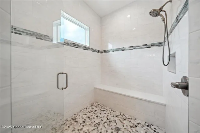 a black and white photo of a picture