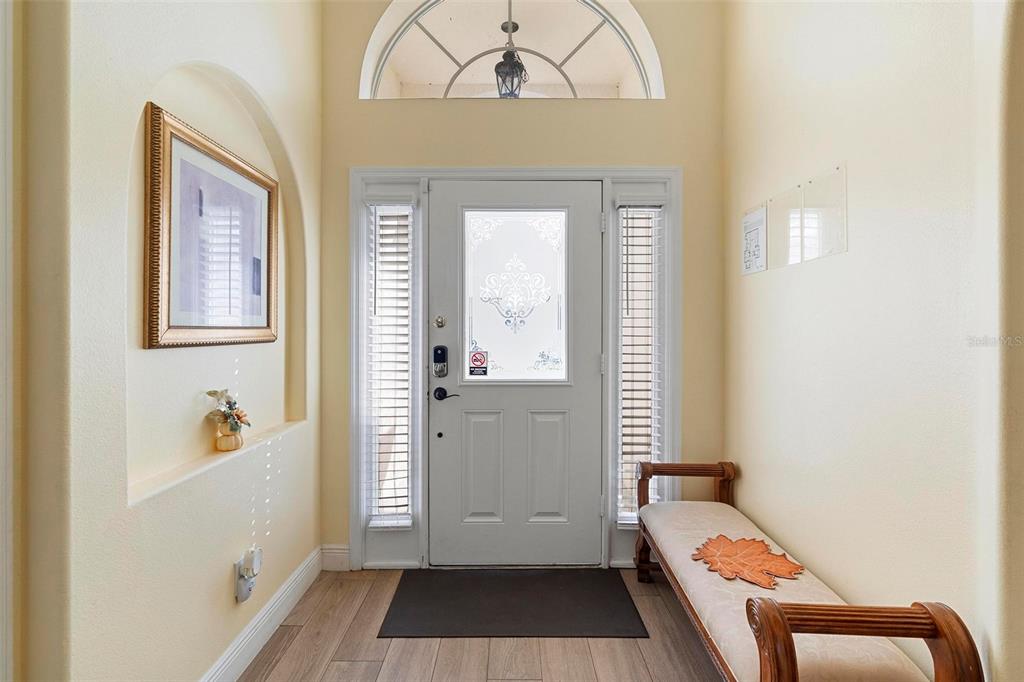 Foyer 7x13'10"