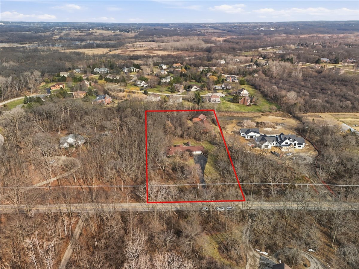 40335 North Mill Creek Road Wadsworth, IL 60083 - Photo 1 of 38