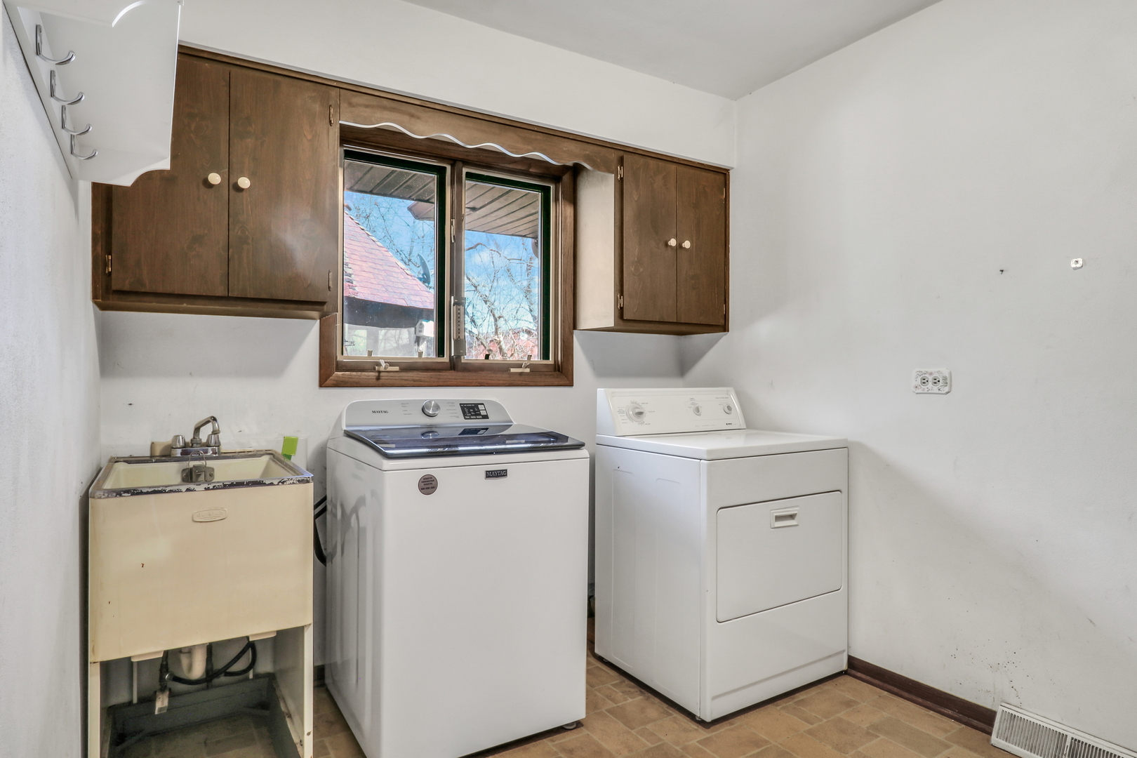 40335 North Mill Creek Road Wadsworth, IL 60083 - Photo 26 of 38