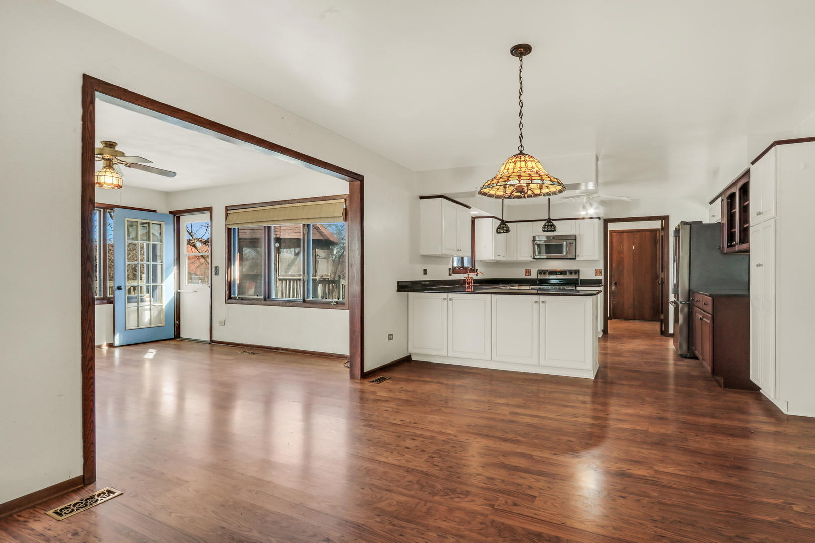 40335 North Mill Creek Road Wadsworth, IL 60083 - Photo 6 of 38