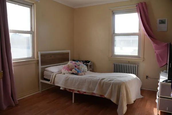 $2,500 | 413 Paderewski Avenue, Perth Amboy, NJ 08861