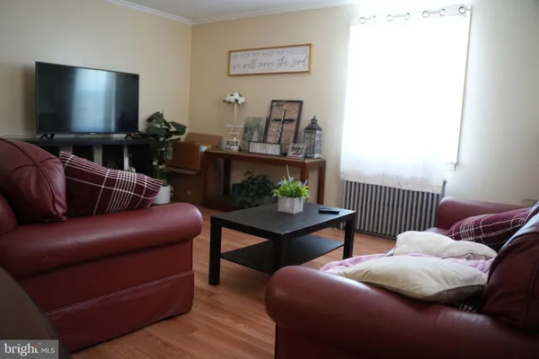$2,500 | 413 Paderewski Avenue, Perth Amboy, NJ 08861