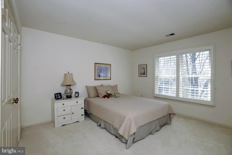 8536 Brickyard Road Potomac, MD 20854 - Photo 12 of 26 Bedroom 3