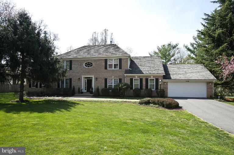8536 Brickyard Road Potomac, MD 20854 - Photo 26 of 26 Exterior (Front)