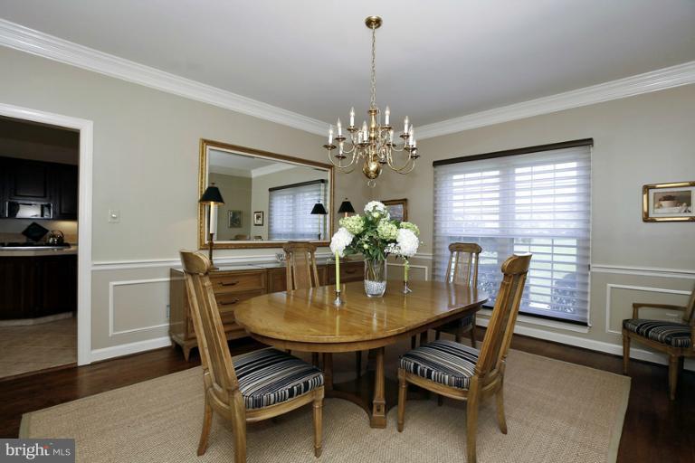 8536 Brickyard Road Potomac, MD 20854 - Photo 5 of 26 Dining Room