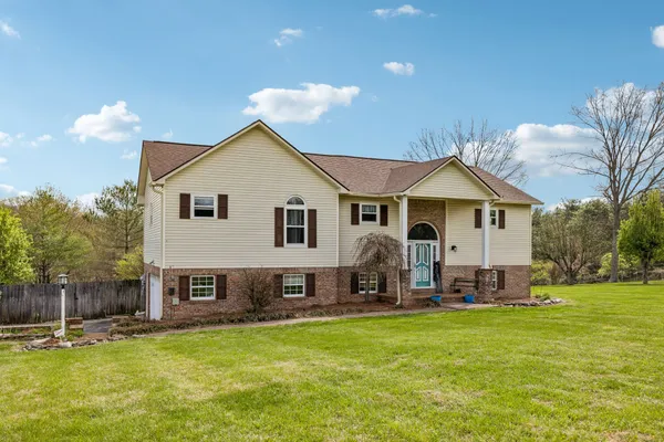 $569,000 | 97 Oak Valley Drive, Spring Hill, TN 37174