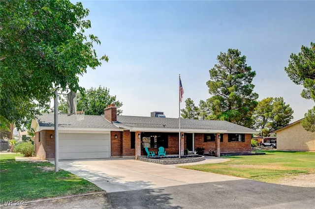 $550,000 | 3765 Berkeley Street, Logandale, NV 89021