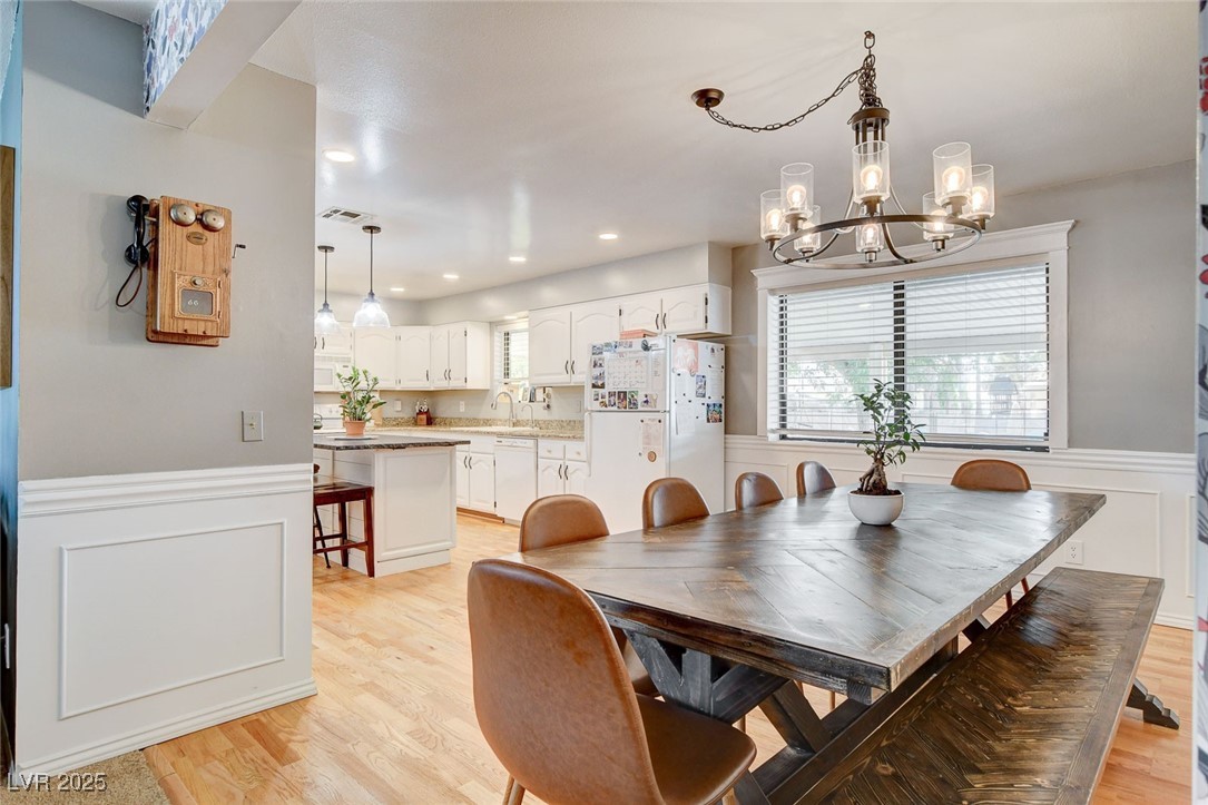 3765 Berkeley Street Logandale, NV 89021 - Photo 12 of 53