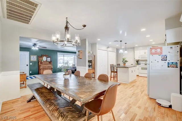 $550,000 | 3765 Berkeley Street, Logandale, NV 89021