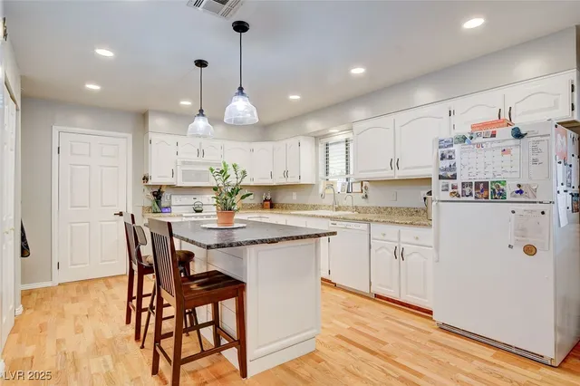 $550,000 | 3765 Berkeley Street, Logandale, NV 89021