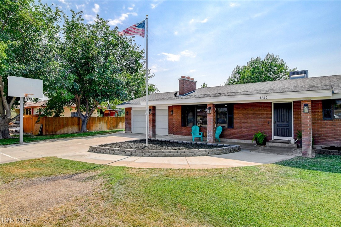 3765 Berkeley Street Logandale, NV 89021 - Photo 2 of 53