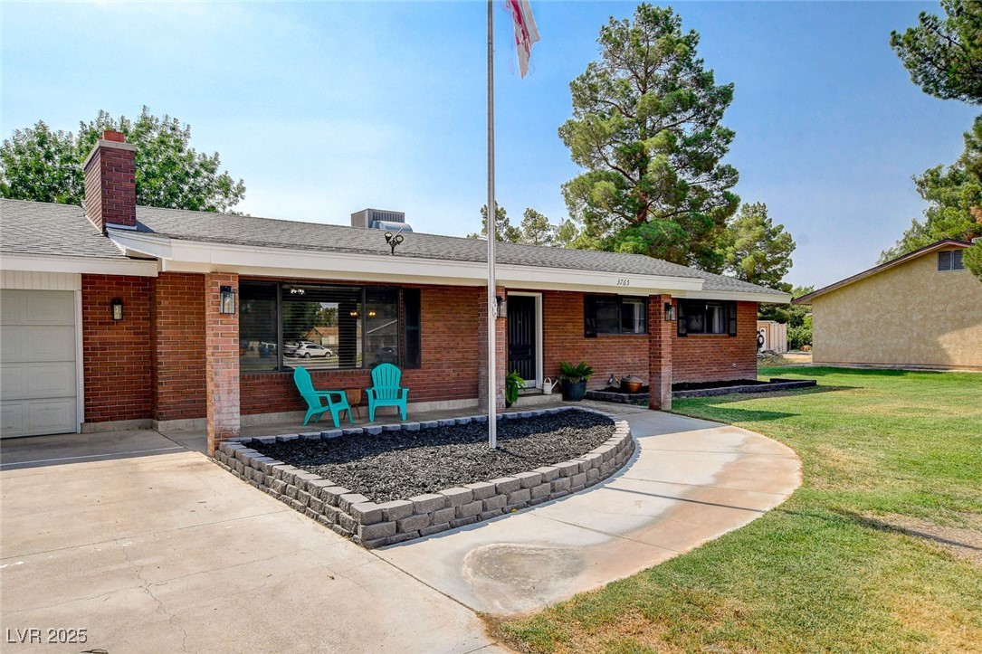 3765 Berkeley Street Logandale, NV 89021 - Photo 3 of 53