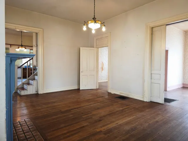 $205,000 | 307 South Walnut Street, Rising Sun, IN 47040