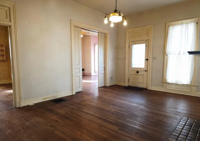 $205,000 | 307 South Walnut Street, Rising Sun, IN 47040