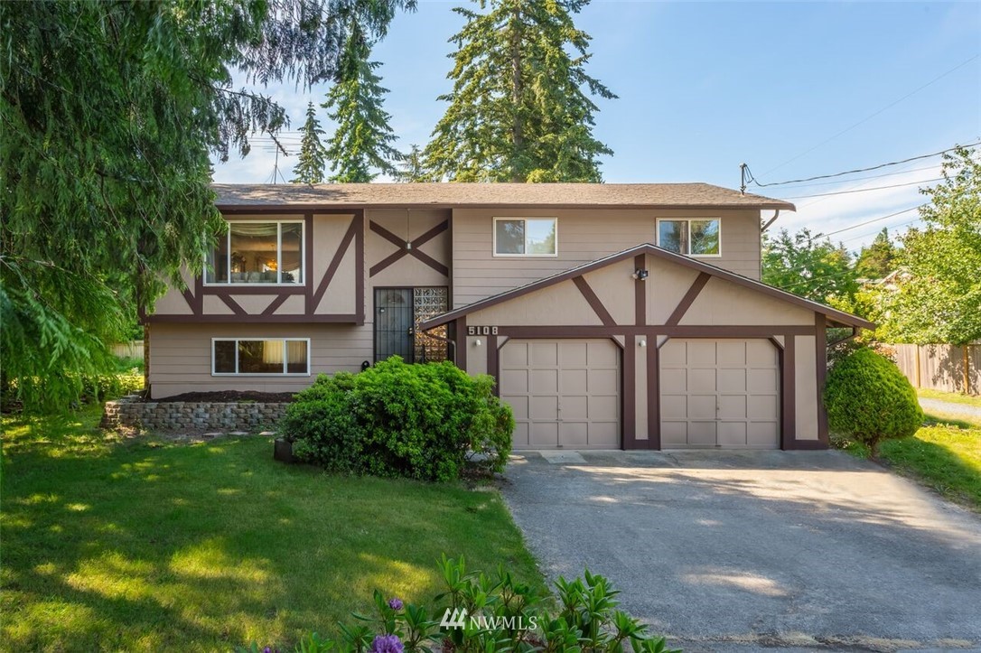 5108 Picnic Point Road Edmonds, WA 98026 - Photo 1 of 16