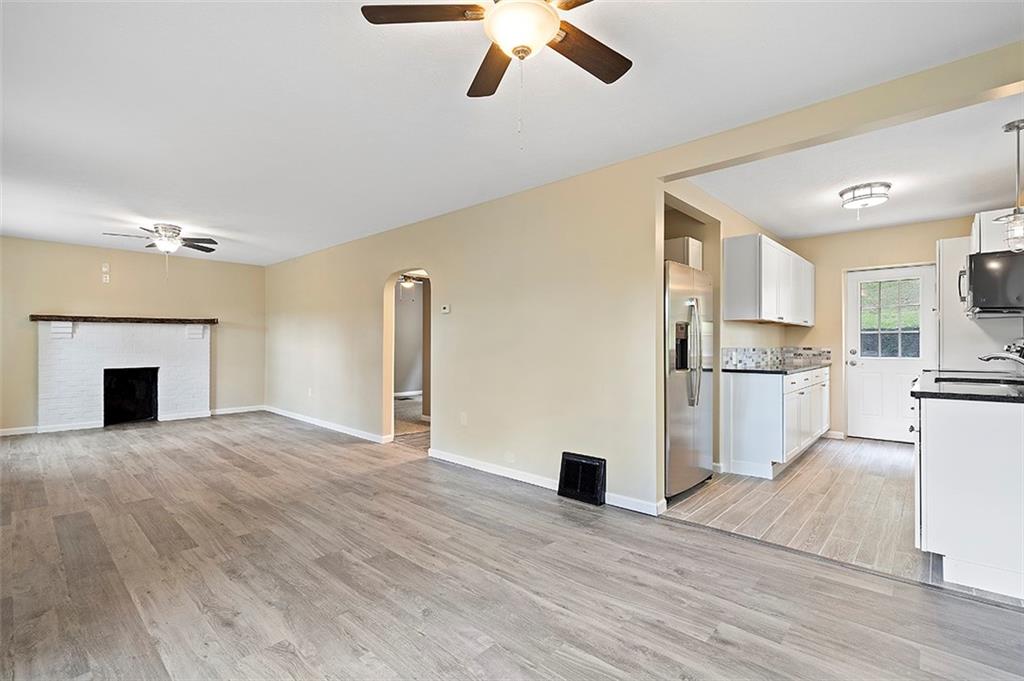 1352 Noblestown Road Carnegie, PA 15106 - Photo 2 of 19 Gallery Image 2