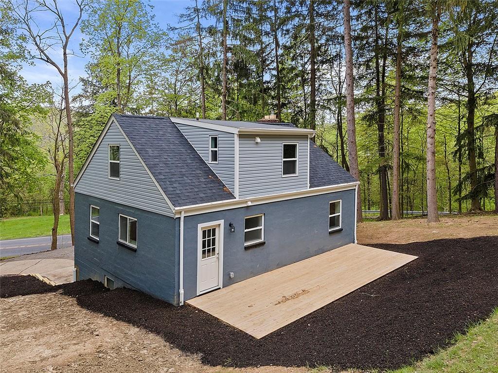 1352 Noblestown Road Carnegie, PA 15106 - Photo 17 of 19 Gallery Image 17