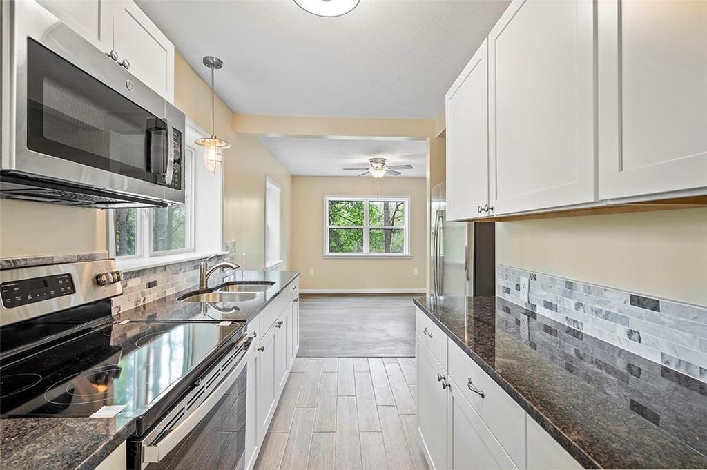 1352 Noblestown Road Carnegie, PA 15106 - Photo 6 of 19 Gallery Image 6