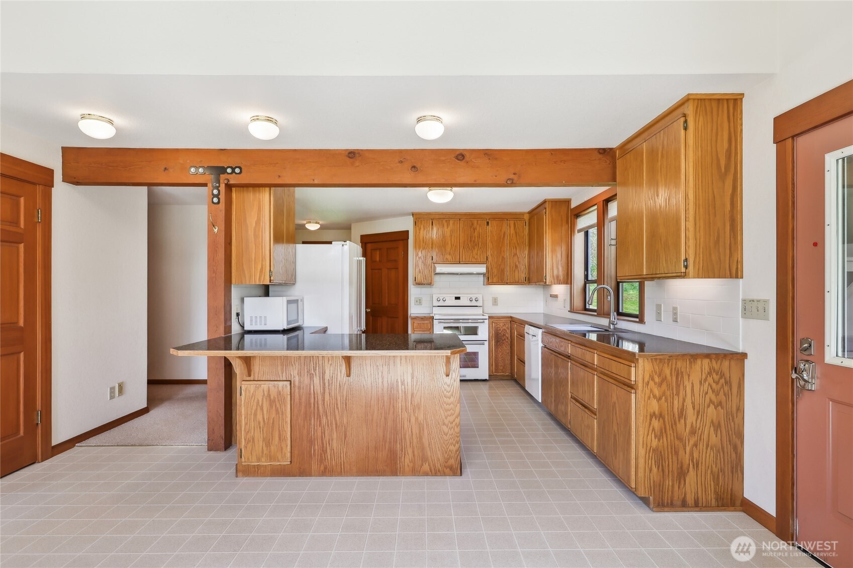 23915 Wallitner Road Arlington, WA 98223 - Photo 11 of 40 Gallery Image 11