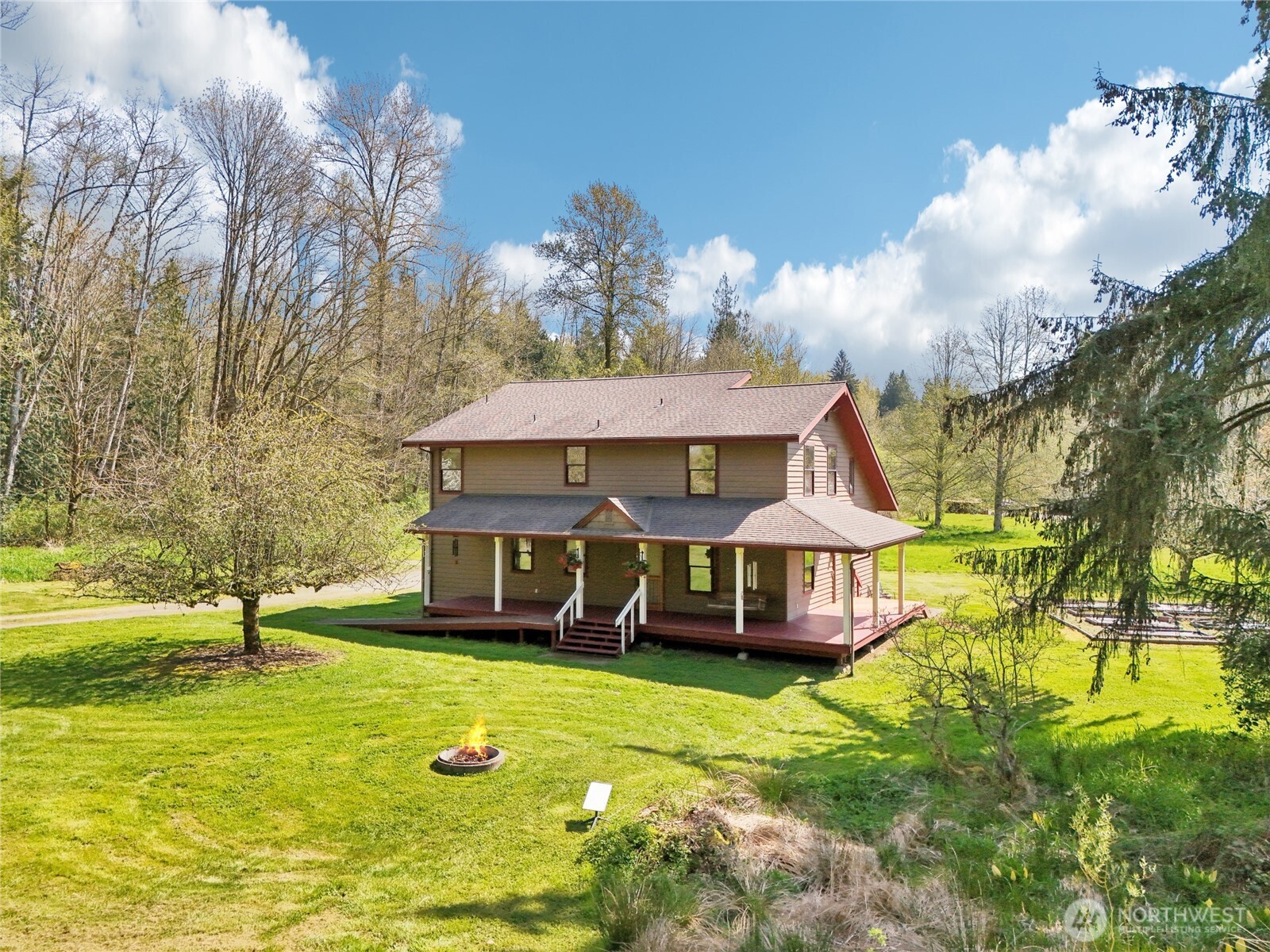 23915 Wallitner Road Arlington, WA 98223 - Photo 3 of 40 Gallery Image 3