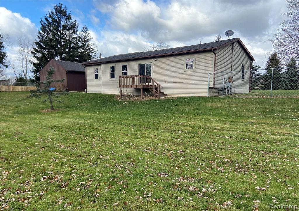 5275 Lippincott Road Lapeer, MI 48446 - Photo 17 of 24