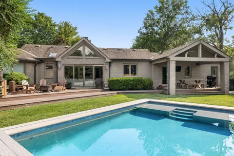 $1,999,999 | 124 West Tyne Drive, Nashville, TN 37205