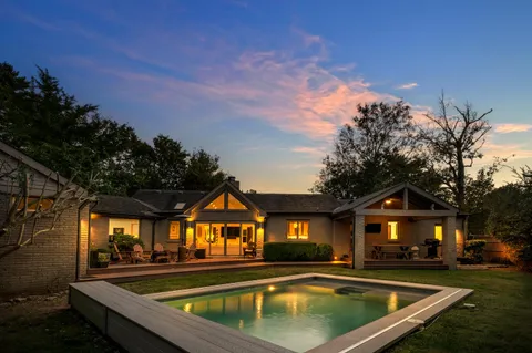 $1,999,999 | 124 West Tyne Drive, Nashville, TN 37205