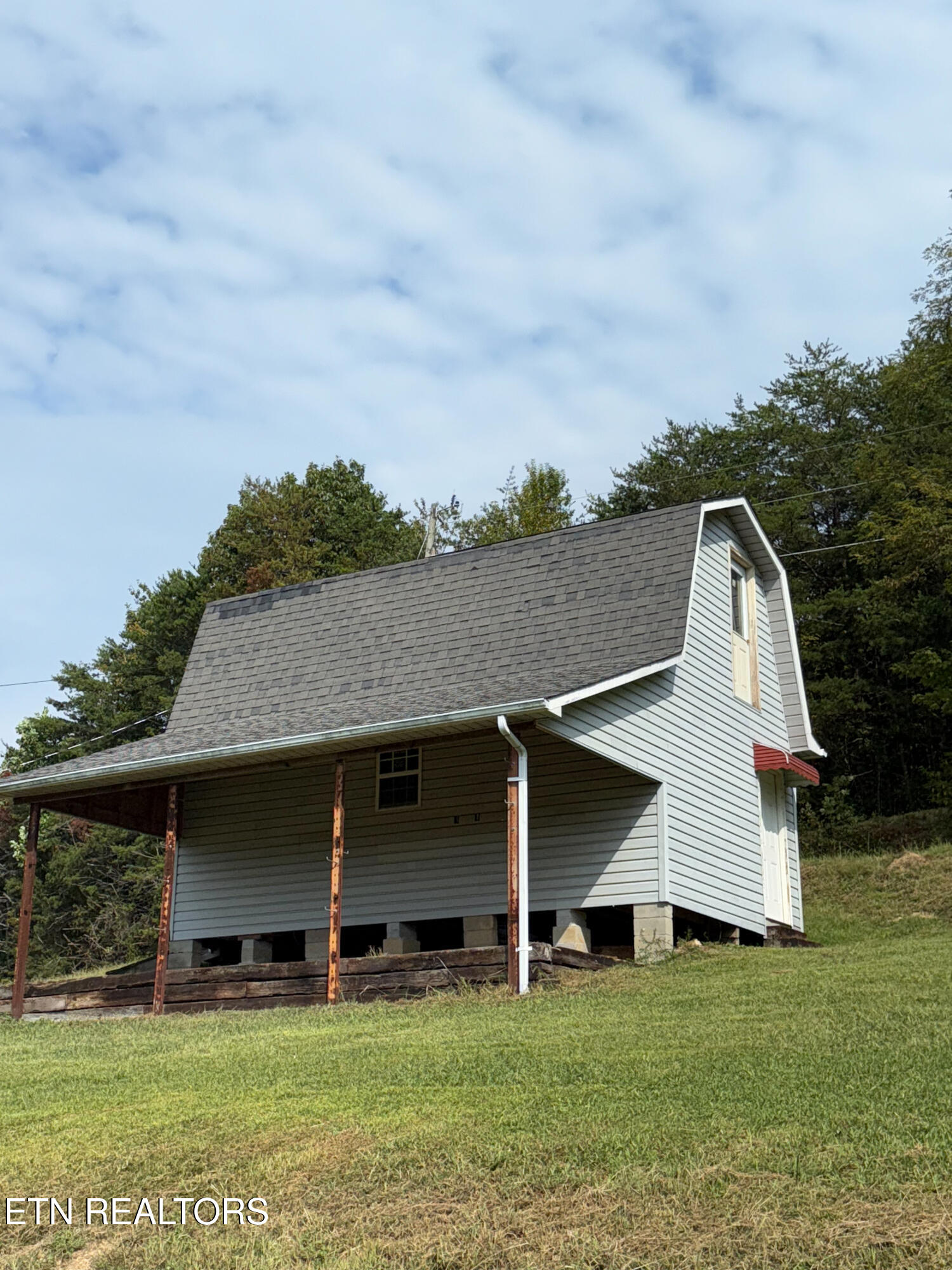 1327 Pinecrest Road Jacksboro, TN 37757 - Photo 25 of 26 IMG_0881
