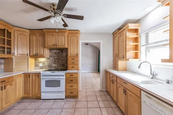 $277,500 | 3834 Santa Monica Drive, Abilene, TX 79605