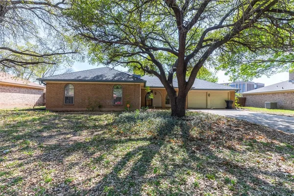 $277,500 | 3834 Santa Monica Drive, Abilene, TX 79605