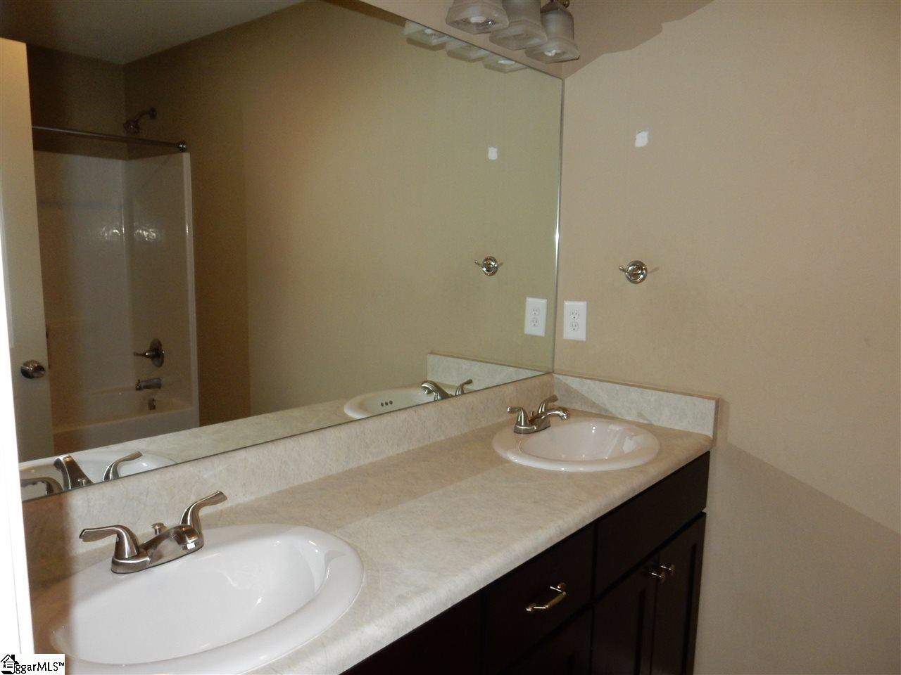 146 Catlin Circle Greenville, SC 29607 - Photo 7 of 16 Gallery Image 7