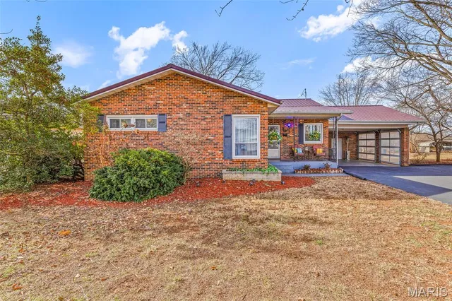 $249,900 | 303 North Carter Street, Desloge, MO 63601