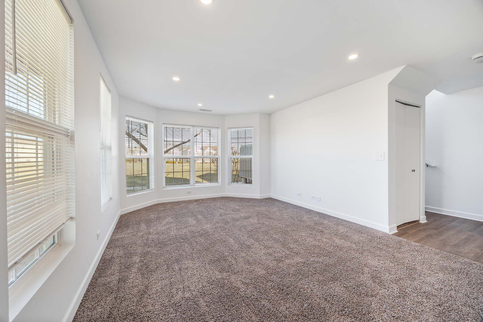 715 Four Seasons Boulevard Aurora, IL 60504 - Photo 15 of 17