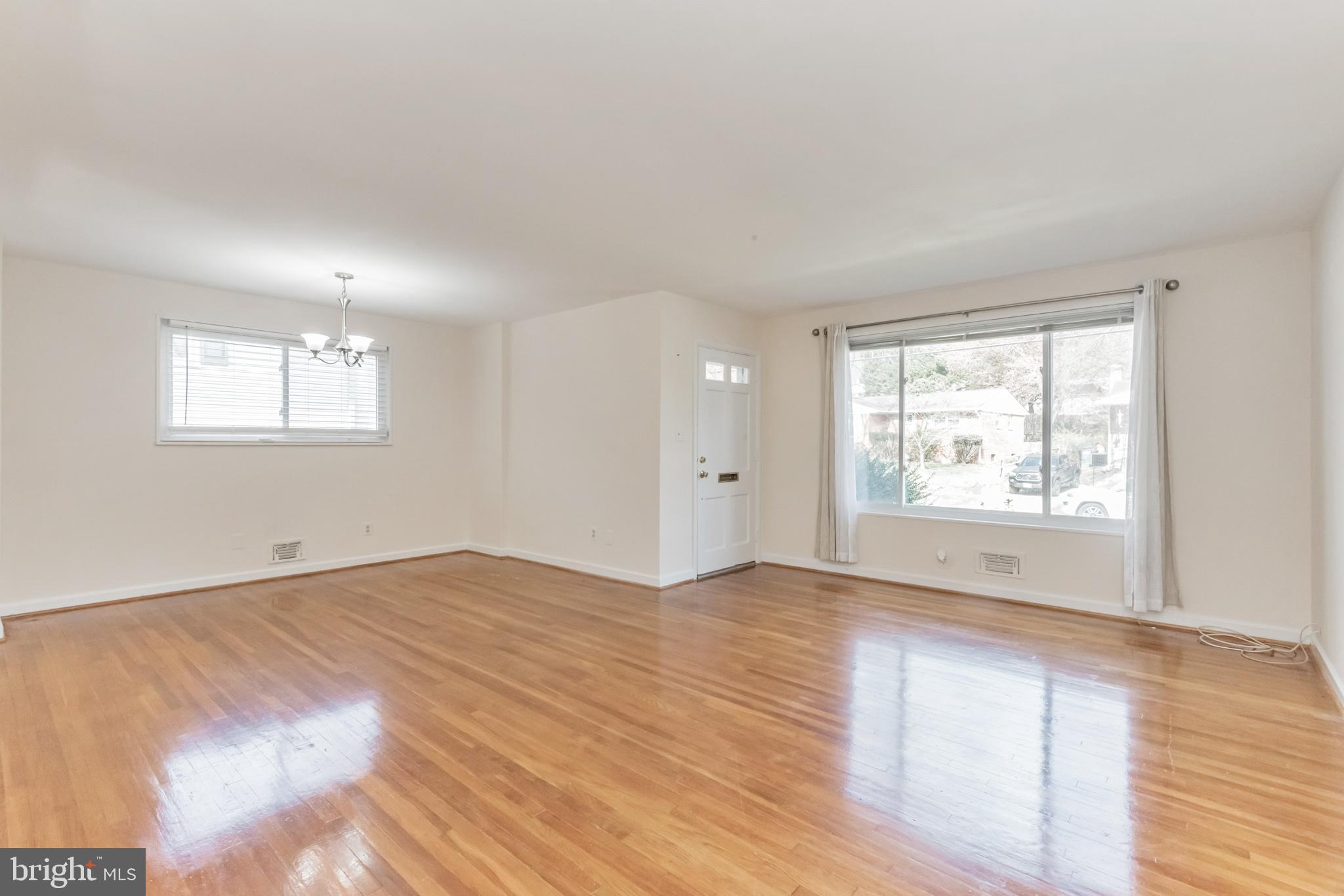 12508 Littleton Street Silver Spring, MD 20906 - Photo 4 of 30 Living Room