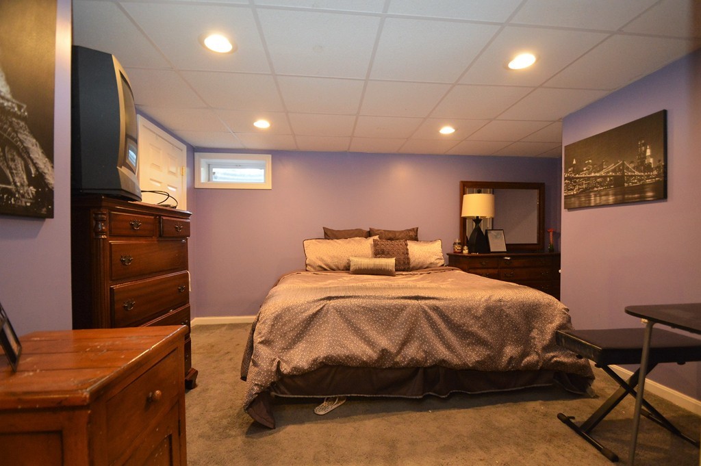 67 Jeannine Road Bellingham, MA 02019 - Photo 17 of 28