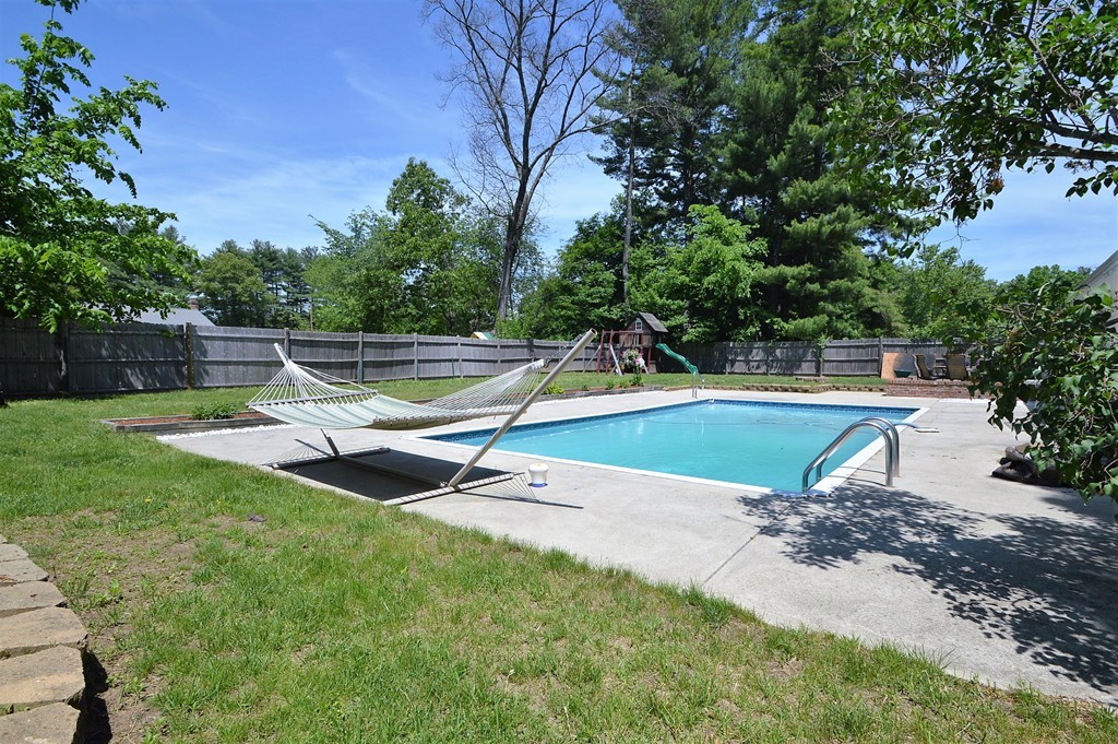 67 Jeannine Road Bellingham, MA 02019 - Photo 6 of 28