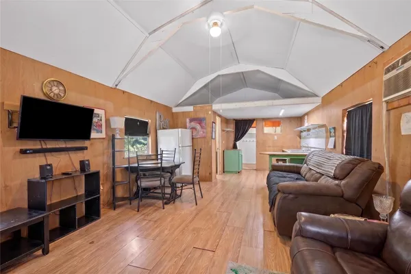 $250,000 | 831 County Road 1207, Rusk, TX 75785