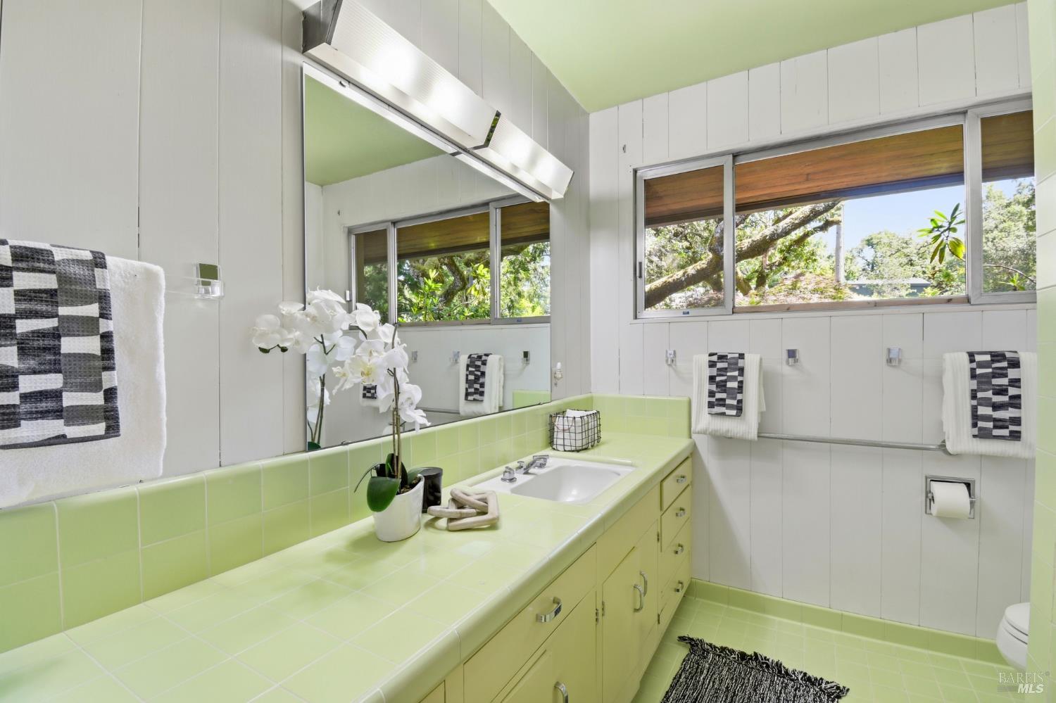 2348 Sycamore Avenue Santa Rosa, CA 95404 - Photo 39 of 53