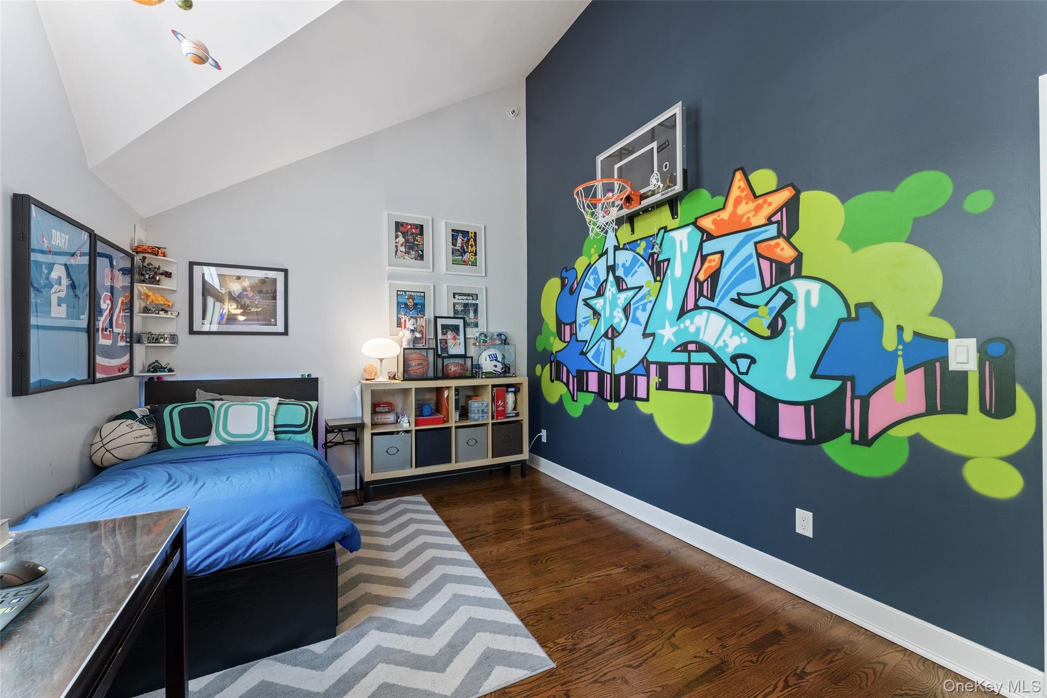 227 Boulder Ridge Road Scarsdale, NY 10583 - Photo 18 of 37 Alternate view of bedroom 2