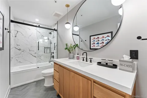 $1,395,000 | 227 Boulder Ridge Road, Scarsdale, NY 10583