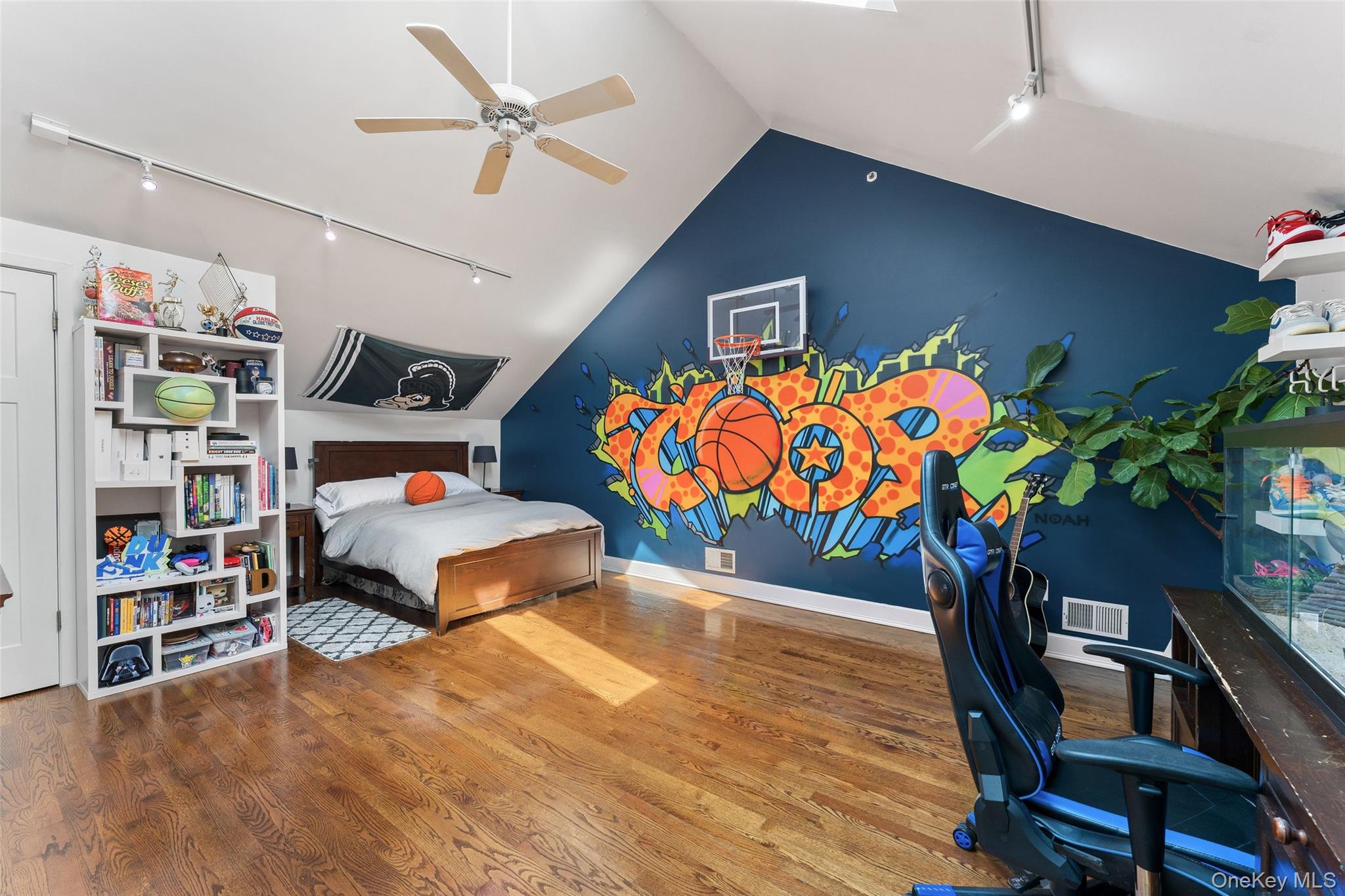 227 Boulder Ridge Road Scarsdale, NY 10583 - Photo 20 of 37 Bedroom 3