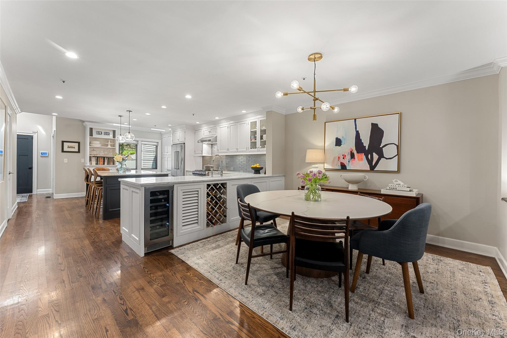 227 Boulder Ridge Road Scarsdale, NY 10583 - Photo 6 of 37 Dining area