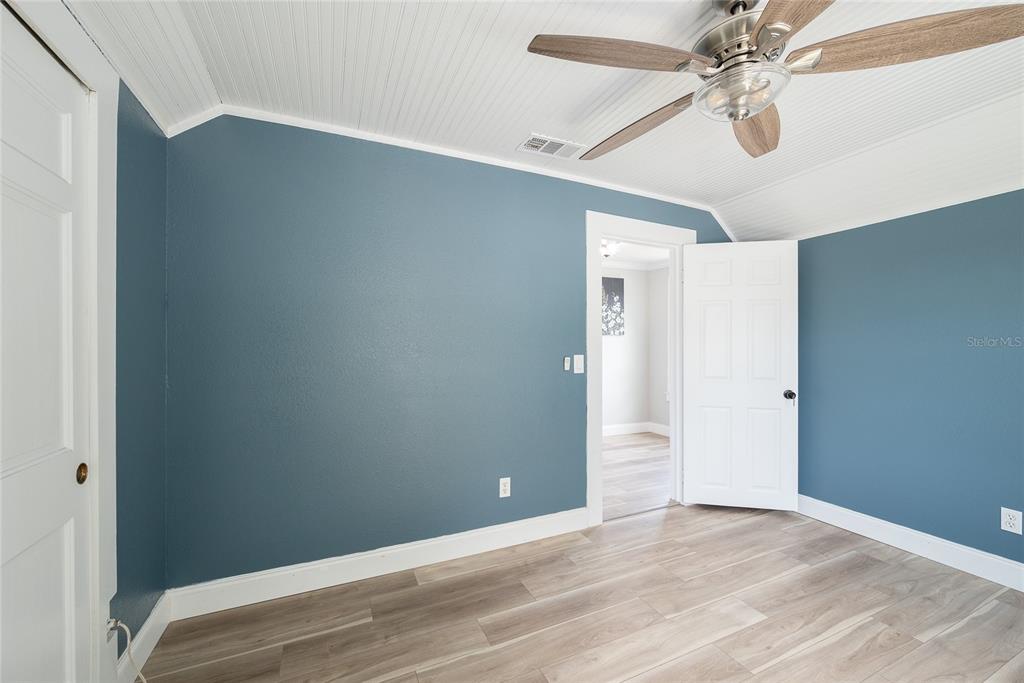 922 Delaware Avenue St. Cloud, FL 34769 - Photo 18 of 31 a view of an empty room