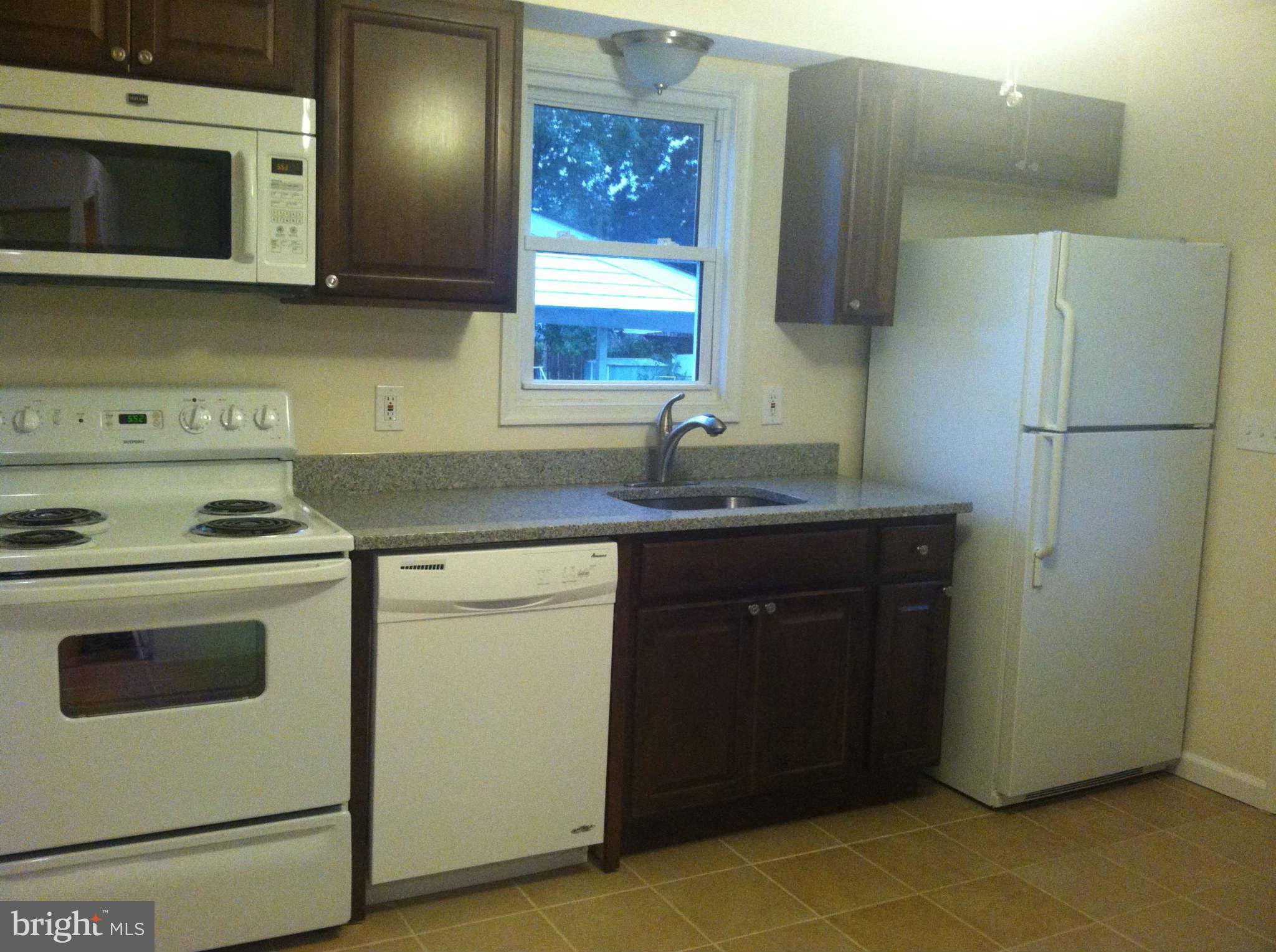 1231 Kendrick Road Baltimore, MD 21237 - Photo 3 of 27 Kitchen