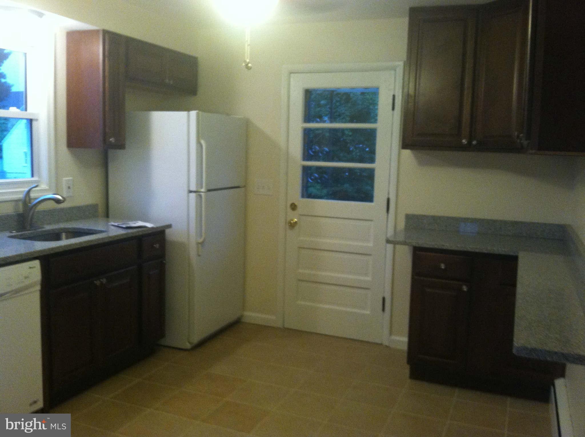 1231 Kendrick Road Baltimore, MD 21237 - Photo 5 of 27 Kitchen