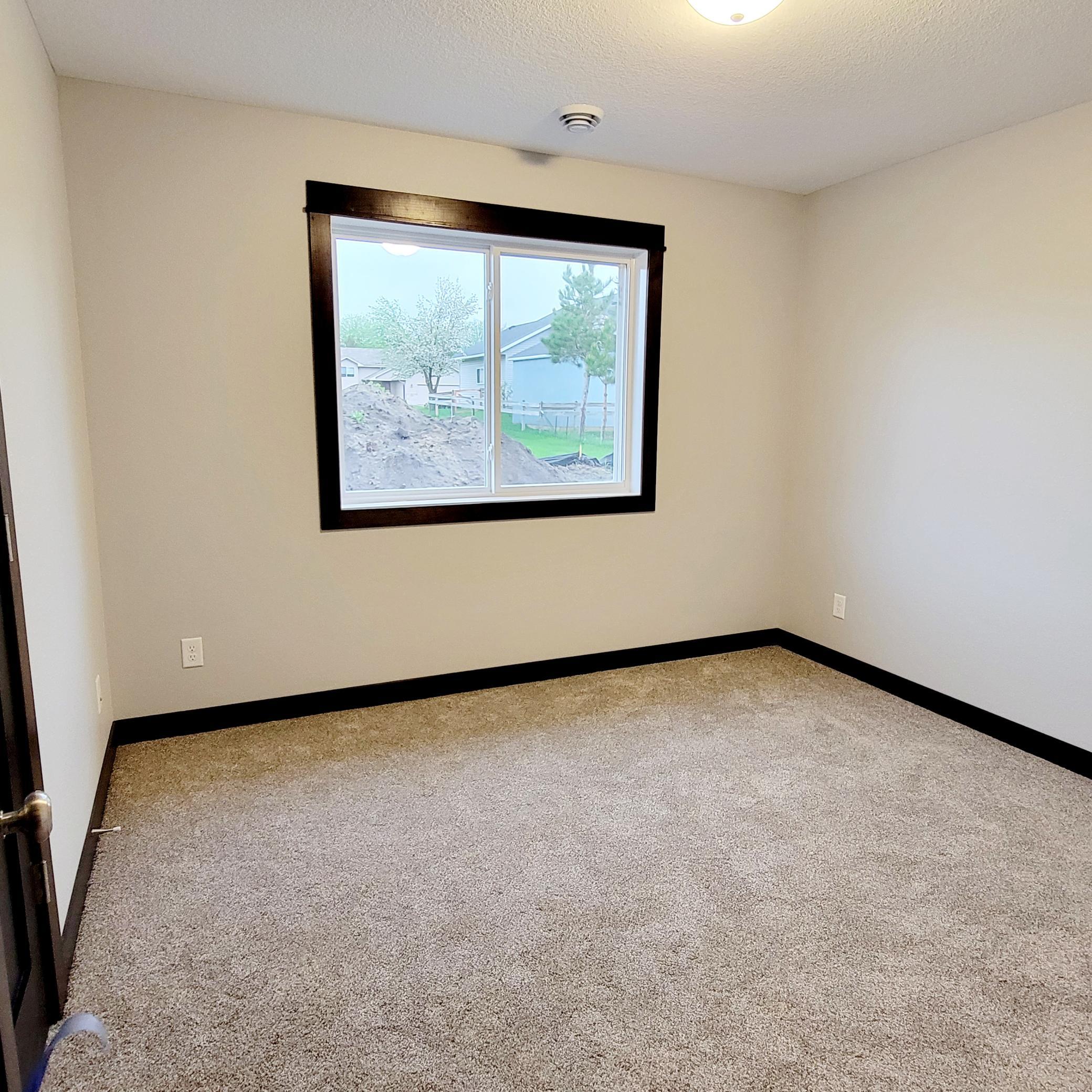 1066 Cullen Street St. Peter, MN 56082 - Photo 11 of 17