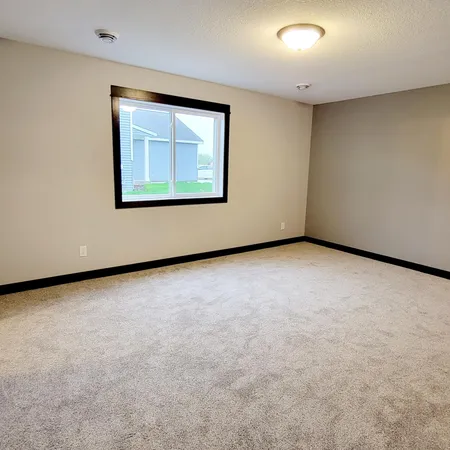 $339,900 | 1066 Cullen Street, St. Peter, MN 56082