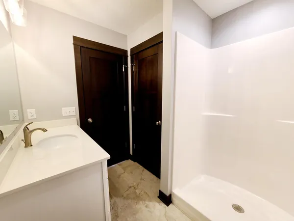 $339,900 | 1066 Cullen Street, St. Peter, MN 56082