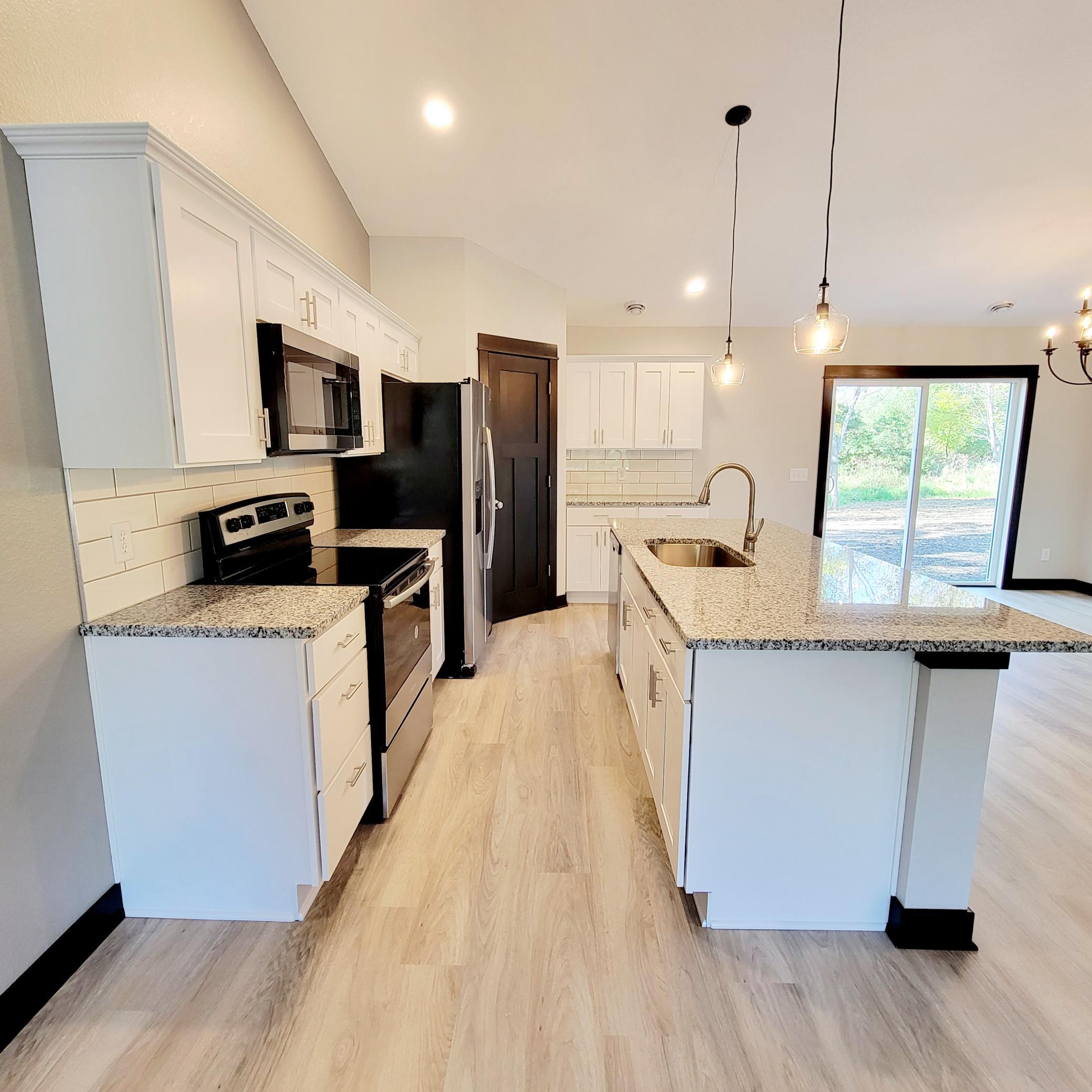 1066 Cullen Street St. Peter, MN 56082 - Photo 6 of 17